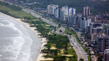 'Hypada' avenida da praia é o cartão-postal urbano de Caraguatatuba