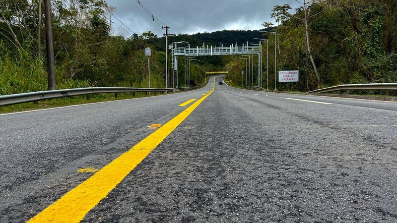 Pedágio na Mogi-Bertioga