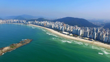 Menino de 12 anos se afoga na praia das Pitangueiras, em Guarujá
