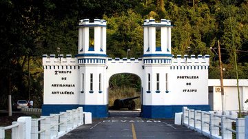 Fortaleza de Itaipu, em Praia Grande