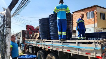 Sabesp entrega 300 caixas-d’água na Prainha, em Guarujá estiagem severa