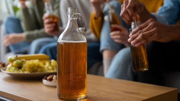 Bebida alcoólica e dieta: como equilibrar prazer e resultados