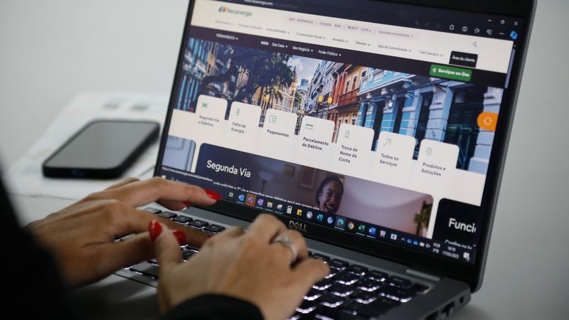 computador_Campanha de Negociação 2025 da Elektro