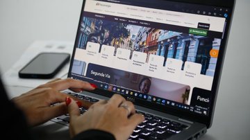 computador_Campanha de Negociação 2025 da Elektro