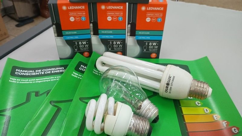 Neoenergia faz ação no Guarujá com troca grátis de lâmpadas por LED