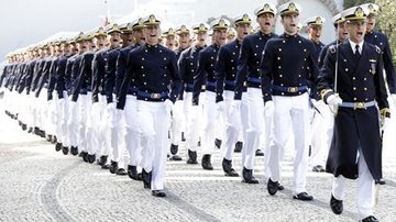 Marinha abre 56 vagas para oficiais temporários no 8º Distrito