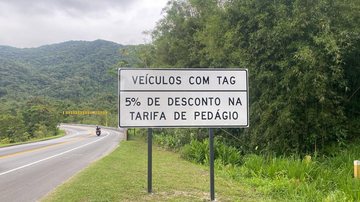 placa motociclistas na rio-santos