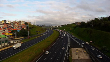 Rodovias do litoral paulista têm pontos de lentidão na manhã desta sexta (7)