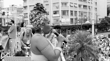 Santos exibe mostra fotográfica sobre movimentos femininos na Baixada Santista