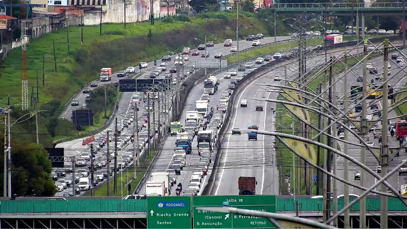 Acompanhe a situação das rodovias do litoral de SP na manhã desta segunda (24)