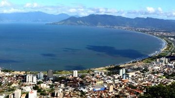 A utilização exclusiva de fogos silenciosos segue legislação municipal