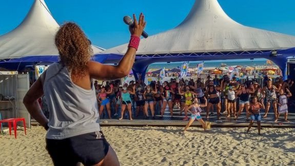 Estação Verão Praia abre oito arenas gratuitas em Praia Grande; veja locais