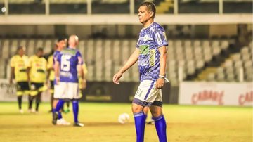 Jogo 'Natal Sem Fome' leva estrelas à Vila Belmiro na terça (9)