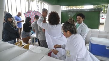 Santos promove última vacinação itinerante do ano no Sesc Aparecida
