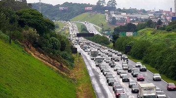 Veja a situação das rodovias do litoral paulista na manhã desta terça (9)