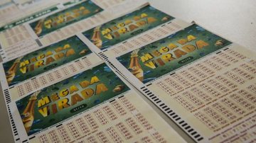 Caixa sorteia números da Mega da Virada 2025; confira as dezenas premiadas