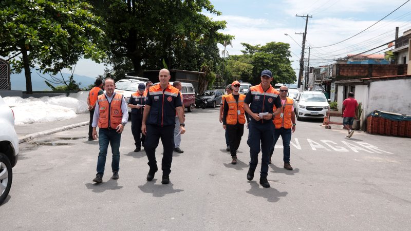 Defesa Civil de Santos testa nova sirene de alerta em simulado na Vila Progresso