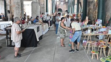 Feiras de economia criativa ocupam Centro Histórico e orla de Santos no fim de semana