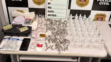 Homem é detido em Santos com lança-perfume, haxixe e 'ice' dentro de apartamento