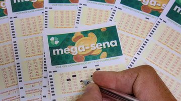 Mega-Sena acumula e prêmio principal vai para R$ 92 milhões