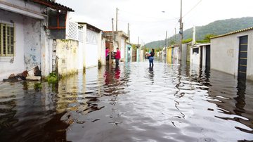 Mongaguá decreta situação de emergência após temporais deixarem desabrigados