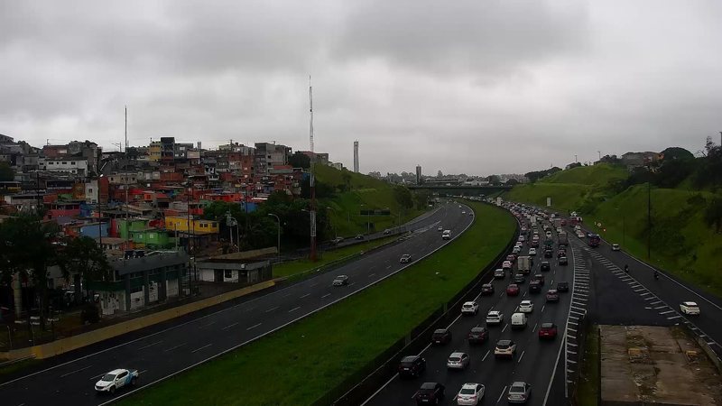 Rodovias do litoral paulista têm lentidão na manhã desta quarta-feira (21)