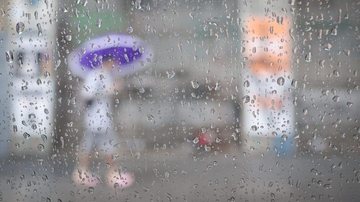 Temporais de verão permanecem no litoral de SP na última semana de janeiro