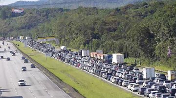 Veja como estão as rodovias do litoral paulista na manhã deste sábado (17)