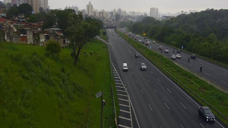 Acompanhe a situação das rodovias do litoral paulista na manhã desta segunda (2)