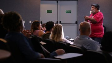 Após 25 anos nas ruas, ativista fala sobre reinserção