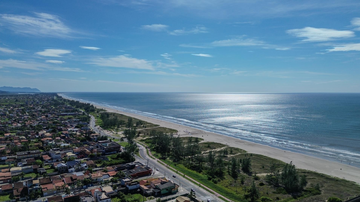 Orla de praia em Ilha Comprida