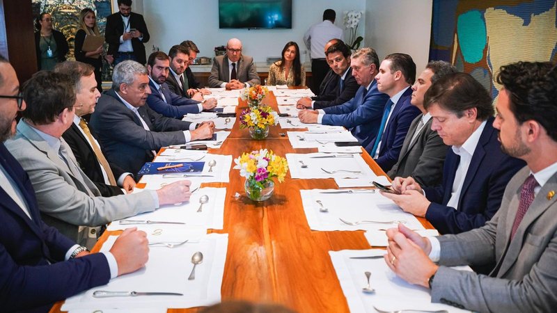 Kayo Amado lidera mobilização em Brasília para aumentar repasses financeiros a municípios pobres