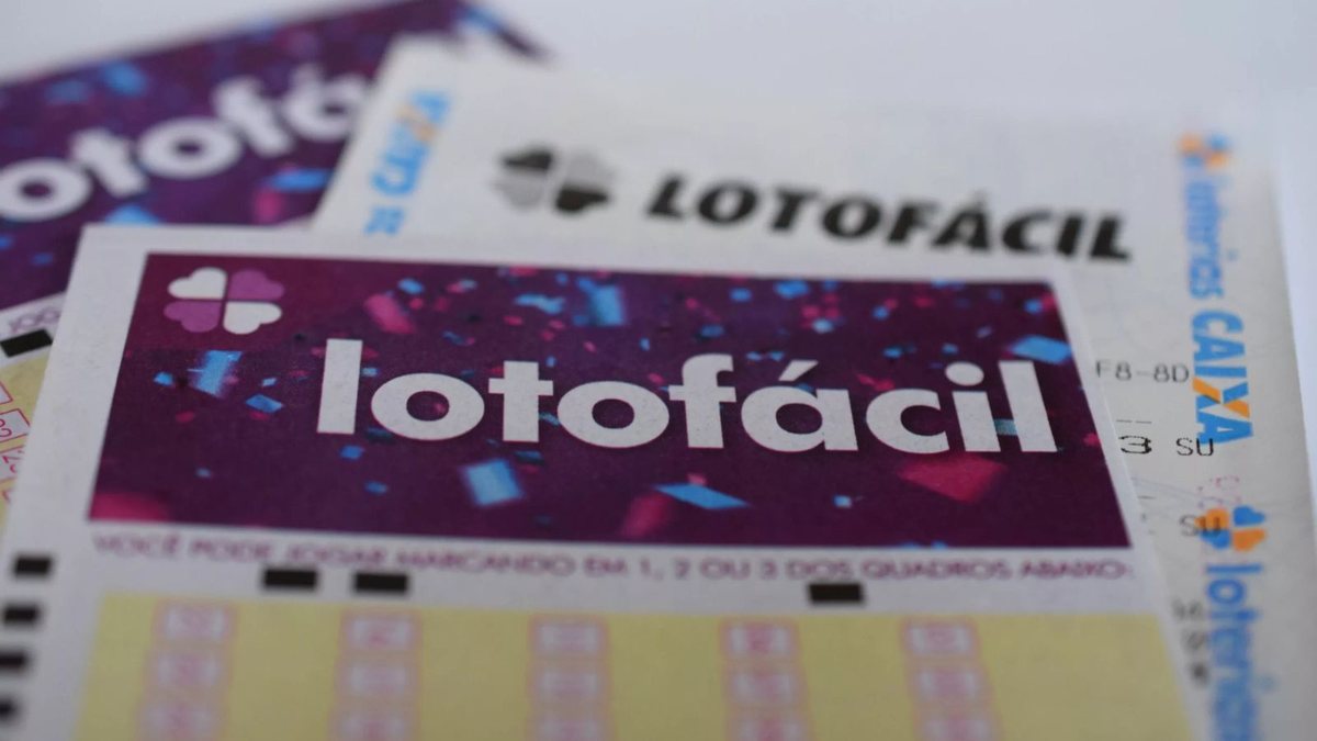 Lotofácil 3678 ao vivo: confira resultado do sorteio de R$ 2 milhões