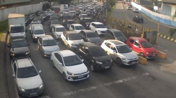 Acompanhe as travessias do litoral paulista na manhã desta sexta (27)
