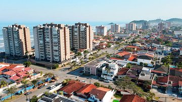 Cidade do litoral entra no top 100 em geração de empregos
