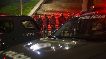 Corpo de homem é encontrado em casa abandonada, no Guarujá