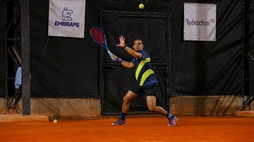 Liga Santista de Tênis leva mais de 300 atletas ao Clube dos Ingleses; evento tem experiência além das quadras