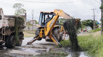 Mutirão de limpeza reforça zeladoria no bairro Boraceia, em Bertioga