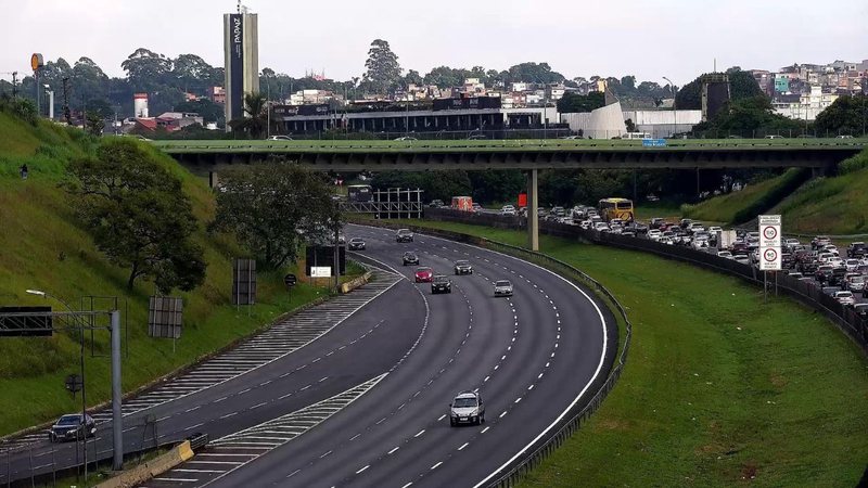 Veja como estão as rodovias do litoral paulista na manhã desta segunda (2)
