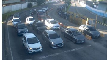 Acompanhe as travessias do litoral paulista na manhã desta segunda (13)