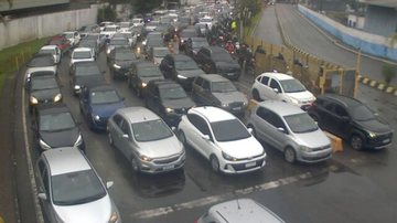 Confira a travessia de balsas Santos-Guarujá na manhã desta terça (28)