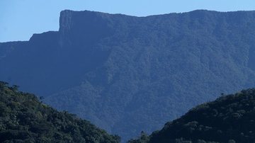 Ecoturismo: Pico do Corcovado reabre em Ubatuba com visitação monitorada