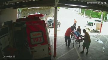 Equipe do Samu salva mulher em parada cardiorrespiratória, em São Vicente
