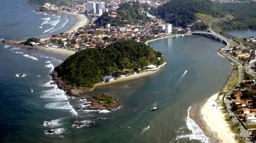 Praia da Boca da Barra: o encontro das águas que inspirou a arte em Itanhaém