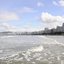 Praia da Aparecida atrai famílias com águas calmas entre os canais 5 e 6