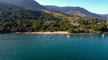 Praia da Armação: o refúgio dos velejadores e da história em Ilhabela