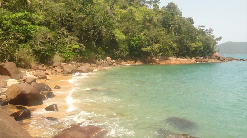 Praia do Cedro, em Ubatuba, faz parte do grupo da Trilha das Sete Praias