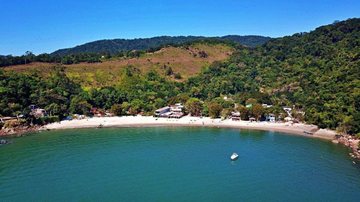 Praia do Góes: praia com vila de pescadores no Guarujá