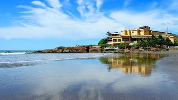 Praia dos Sonhos: o recanto histórico e paradisíaco de Itanhaém