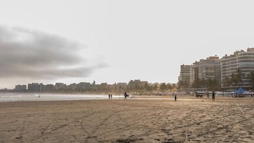 Praia do bairro Riviera de São Lourenço em Bertioga
